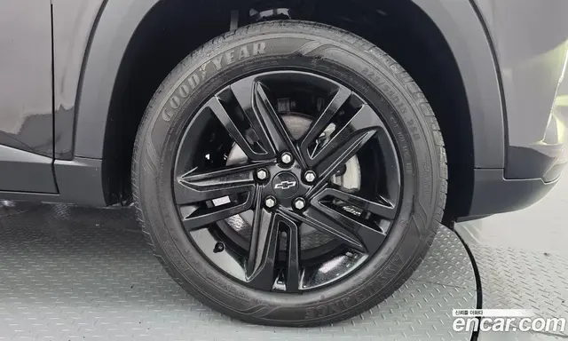 Chevrolet Trax 2023 1.2 автомат (гидро), миниатюра 7