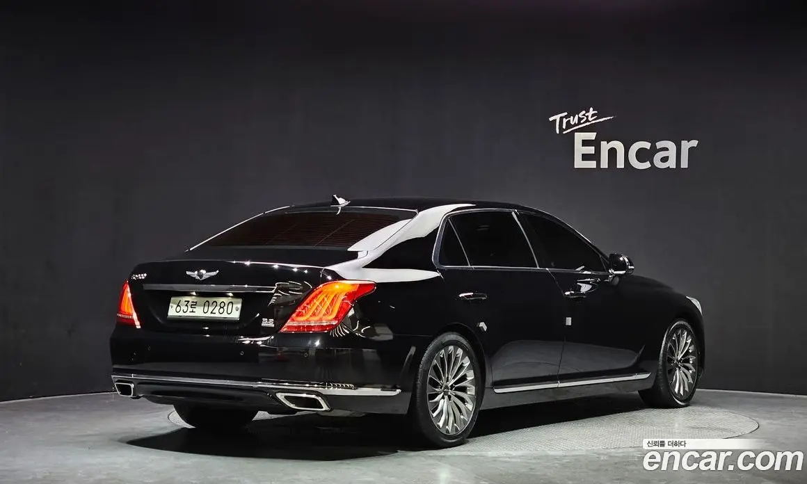 Genesis EQ900 2016 3.8 автомат (гидро), фото 2 Genesis EQ900 2016 3.8 автомат (гидро), фото 2