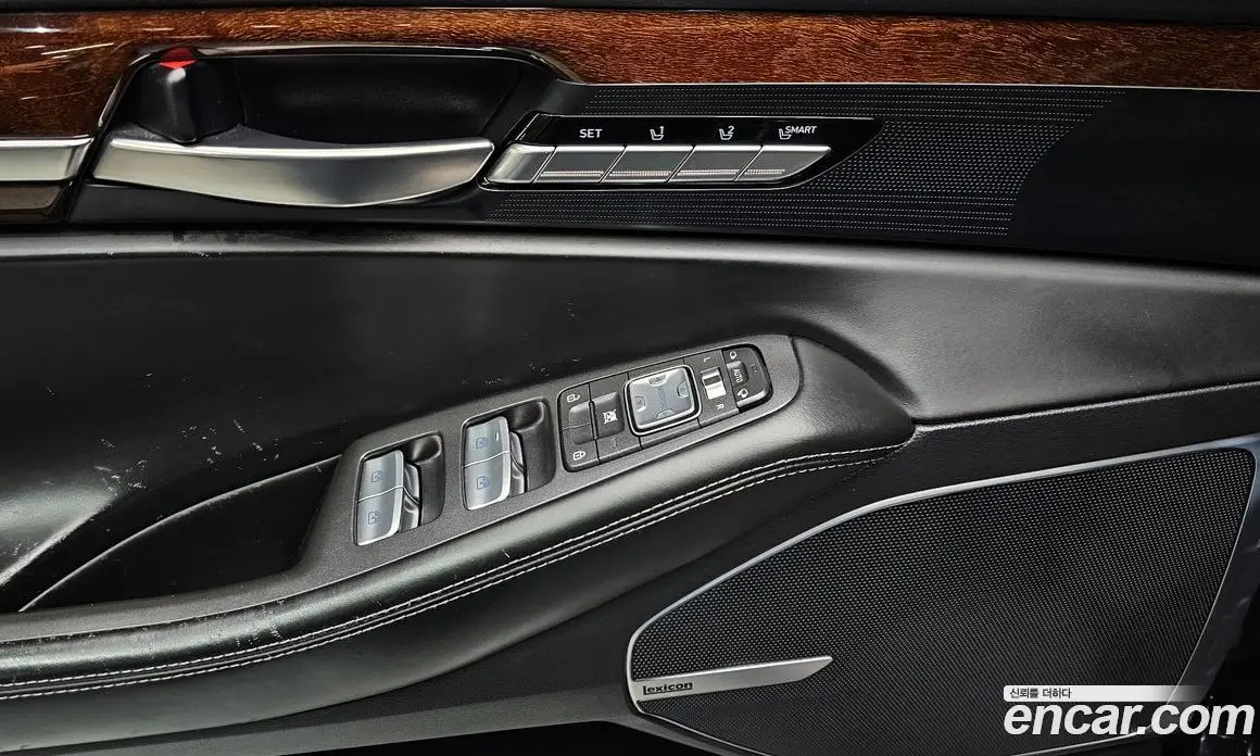 Genesis EQ900 2016 3.8 автомат (гидро), фото 18 Genesis EQ900 2016 3.8 автомат (гидро), фото 18