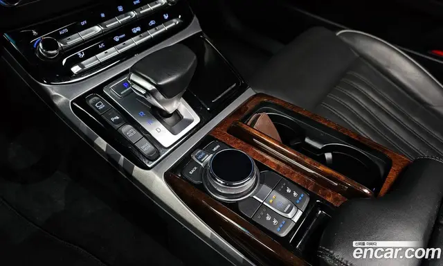 Genesis EQ900 2016 3.8 автомат (гидро), миниатюра 9 Genesis EQ900 2016 3.8 автомат (гидро), миниатюра 9
