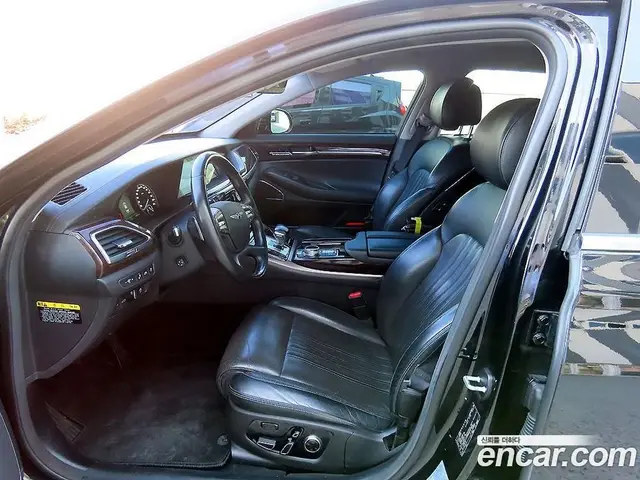 Genesis EQ900 2016 3.8 автомат (гидро), миниатюра 5 Genesis EQ900 2016 3.8 автомат (гидро), миниатюра 5