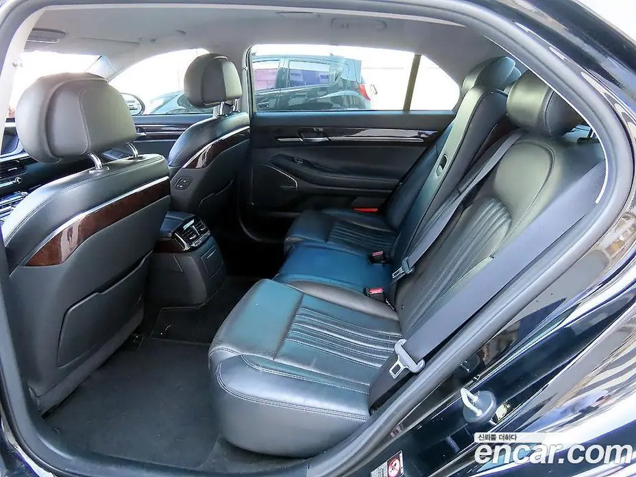 Genesis EQ900 2016 3.8 автомат (гидро), фото 6 Genesis EQ900 2016 3.8 автомат (гидро), фото 6