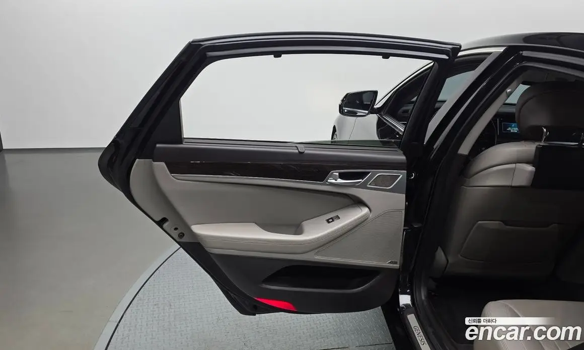 Genesis G80 2017 3.3 автомат (гидро), фото 15