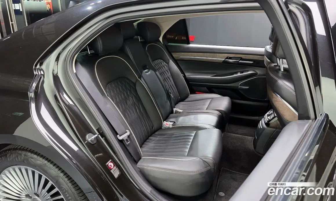 Genesis G90 2019 3.8 автомат (гидро), фото 17 Genesis G90 2019 3.8 автомат (гидро), фото 17