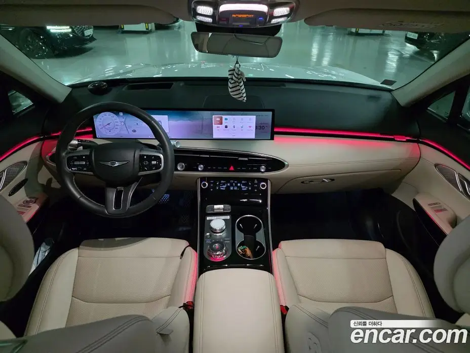 Genesis GV70 2024 2.5 автомат (гидро), фото 9