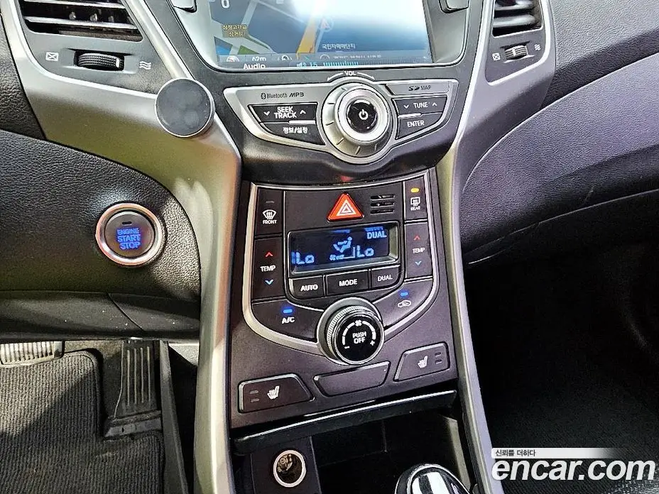 Hyundai Avante 2013 1.6 автомат (гидро), фото 13