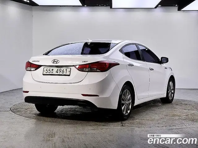 Hyundai Avante 2013 1.6 автомат (гидро), миниатюра 4