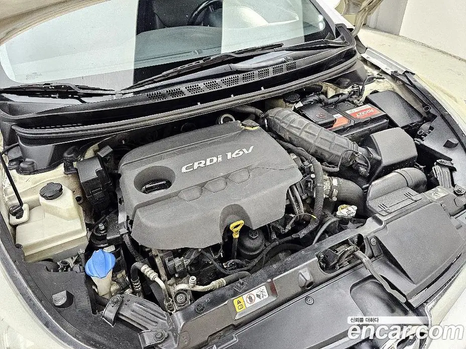 Hyundai Avante 2013 1.6 автомат (гидро), фото 6