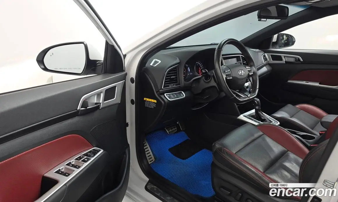 Hyundai Avante 2016 1.6 автомат (гидро), фото 13