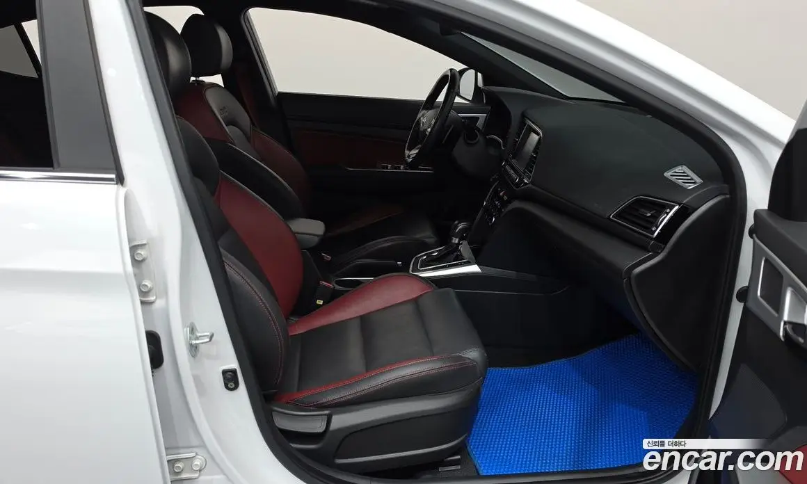 Hyundai Avante 2016 1.6 автомат (гидро), фото 16