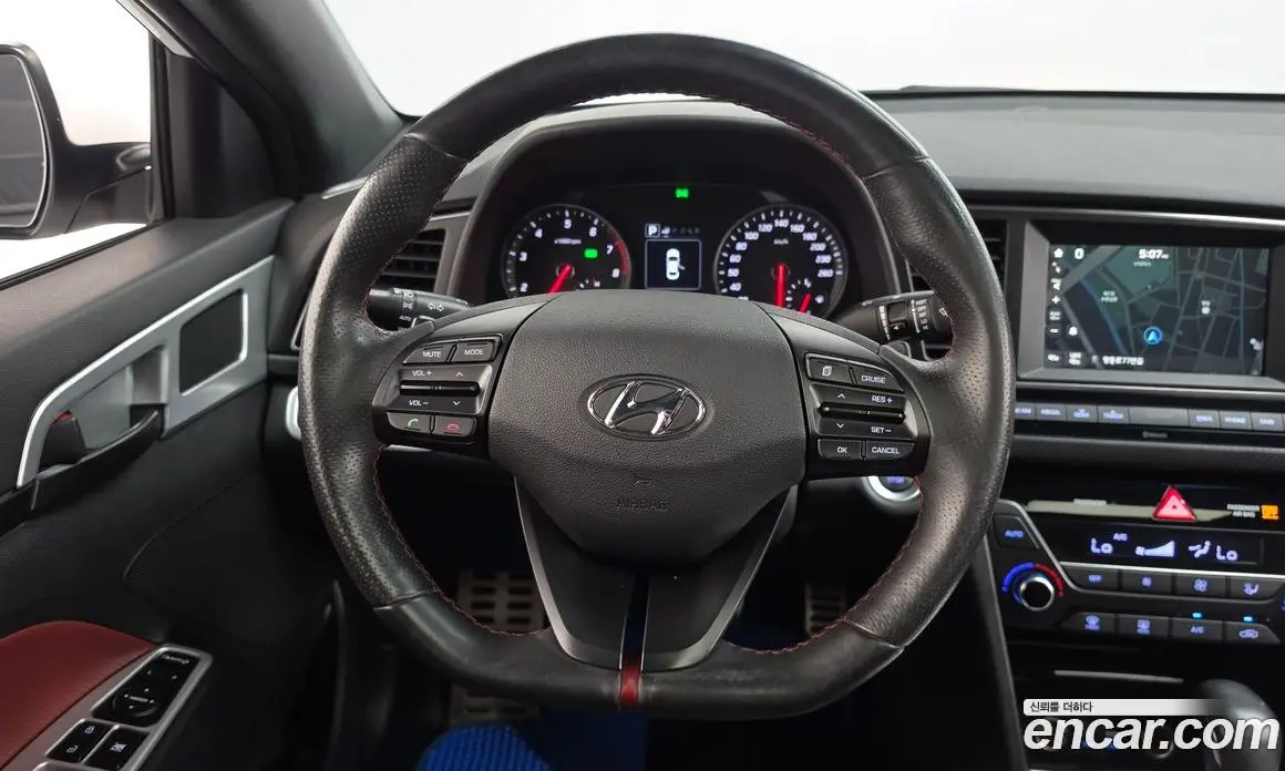 Hyundai Avante 2016 1.6 автомат (гидро), фото 18