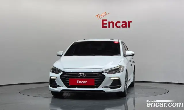 Hyundai Avante 2016 1.6 автомат (гидро), миниатюра 3