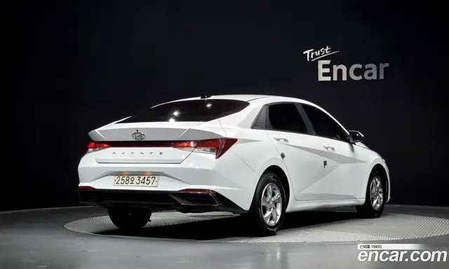 Hyundai Avante 2021 1.6 автомат (гидро), миниатюра 2