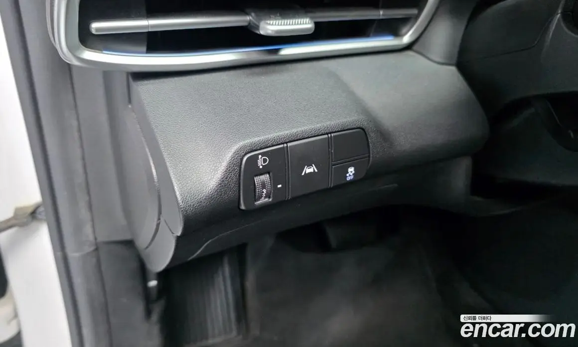 Hyundai Avante 2021 1.6 автомат (гидро), фото 17