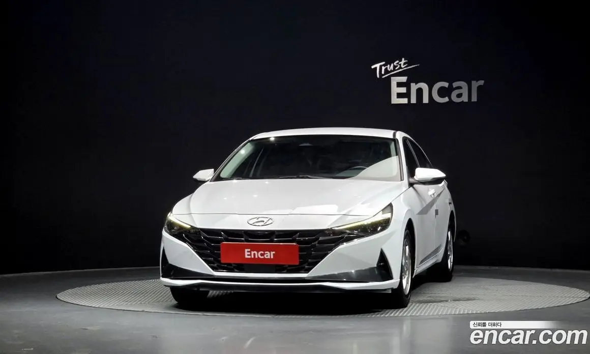 Hyundai Avante 2021 1.6 автомат (гидро), фото 3