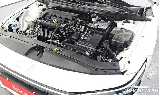 Hyundai Avante 2023 1.6 автомат (гидро), миниатюра 6