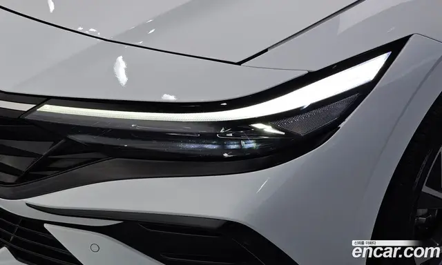 Hyundai Avante 2023 1.6 автомат (гидро), миниатюра 8