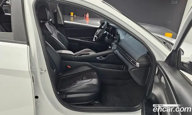 Hyundai Avante 2023 1.6 автомат (гидро), миниатюра 12