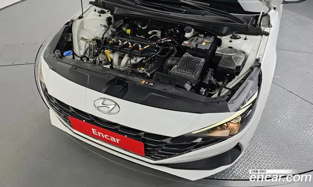 Hyundai Avante 2023 1.6 автомат (гидро), миниатюра 6