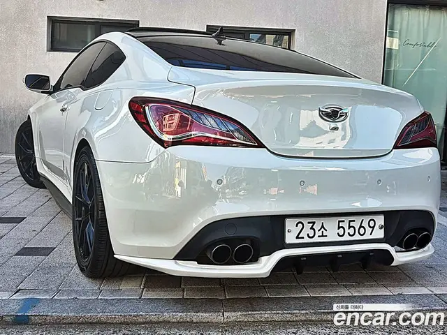 Hyundai Genesis 2010 3.8 автомат (гидро), миниатюра 2