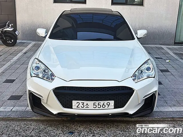 Hyundai Genesis 2010 3.8 автомат (гидро), миниатюра 11