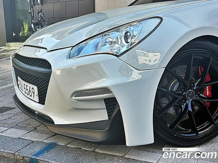 Hyundai Genesis 2010 3.8 автомат (гидро), фото 13