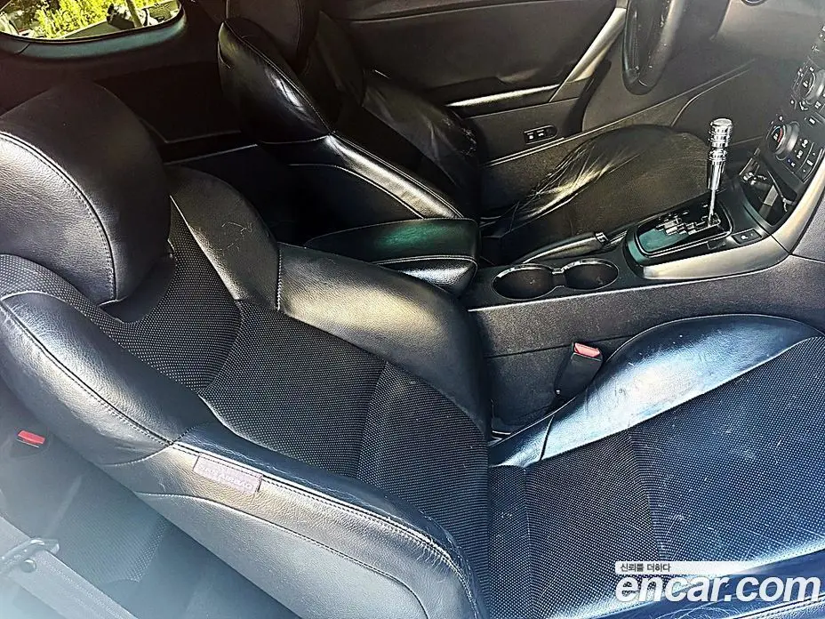 Hyundai Genesis 2010 3.8 автомат (гидро), фото 10