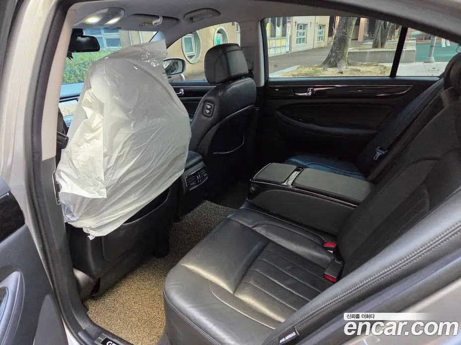 Hyundai Genesis 2011 3.3 автомат (гидро), фото 9 Hyundai Genesis 2011 3.3 автомат (гидро), фото 9