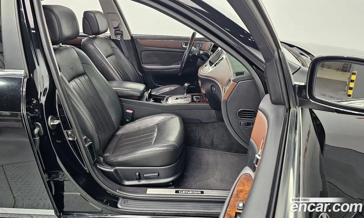 Hyundai Genesis 2011 3.8 автомат (гидро), фото 10