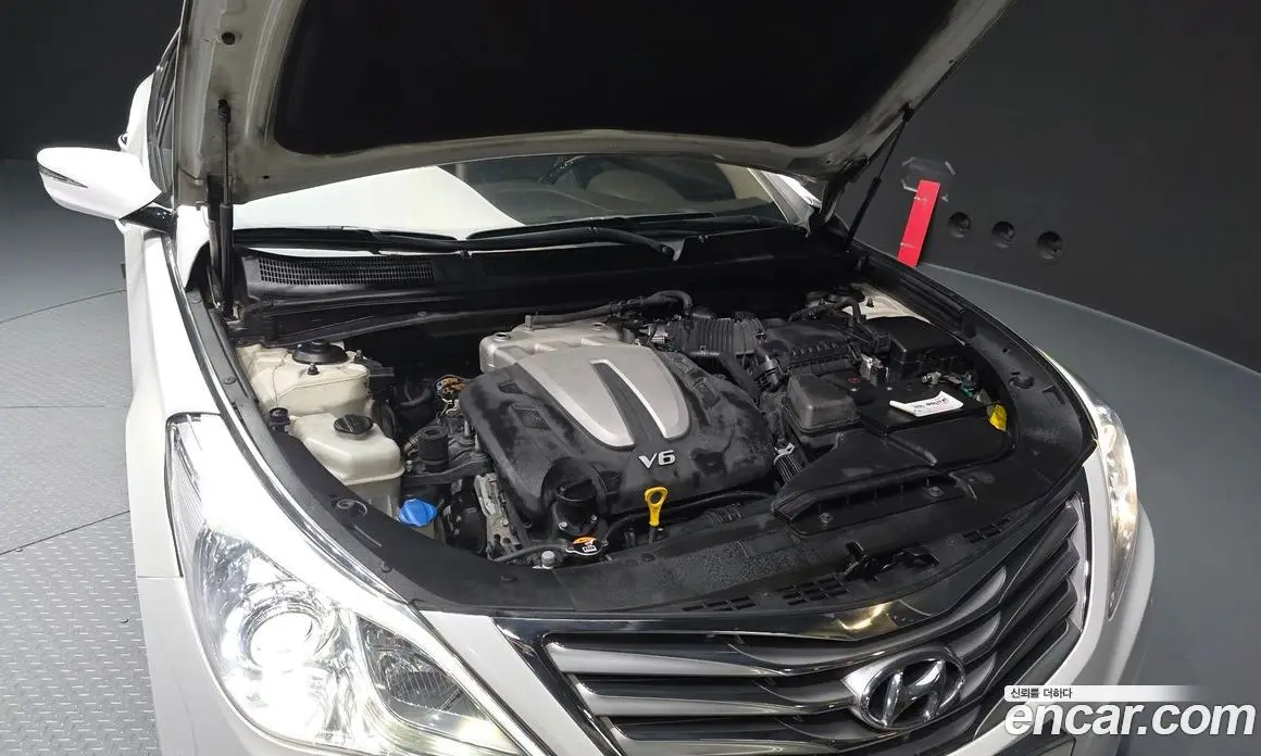 Hyundai Grandeur 2012 3.0 автомат (гидро), фото 6