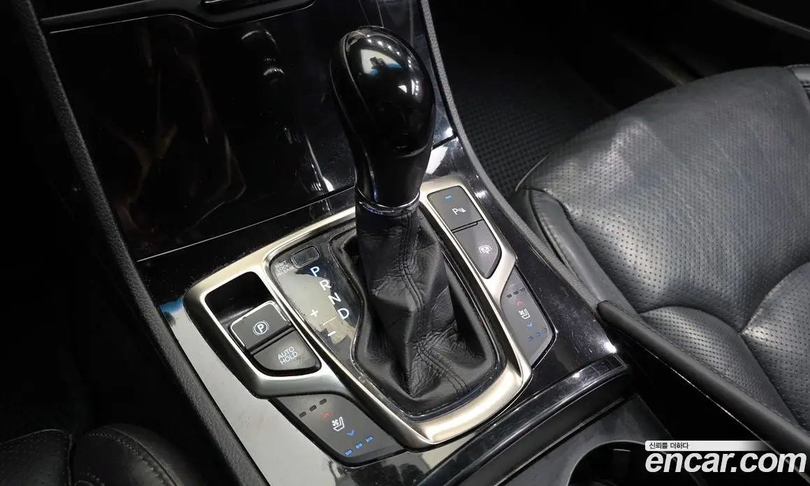 Hyundai Grandeur 2012 3.0 автомат (гидро), фото 9