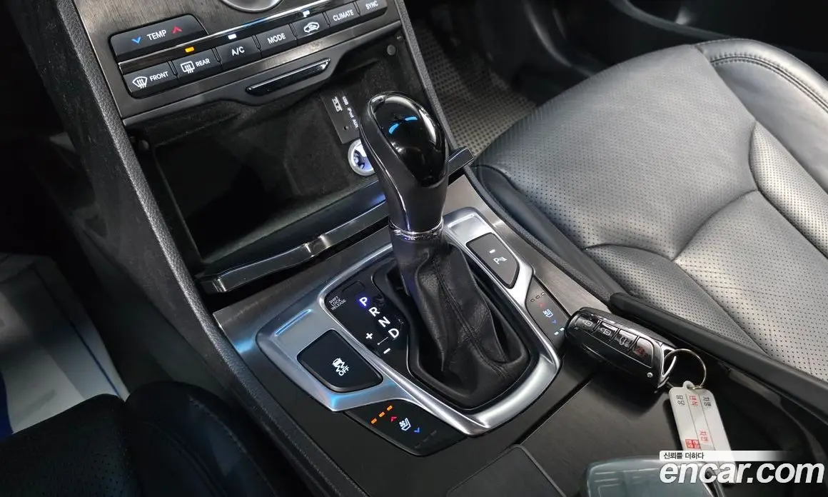 Hyundai Grandeur 2014 3.0 автомат (гидро), фото 12