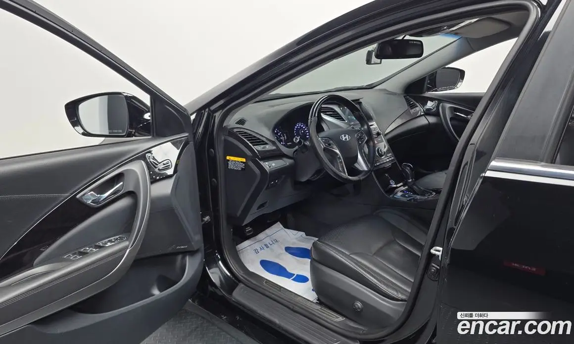 Hyundai Grandeur 2014 3.0 автомат (гидро), фото 13