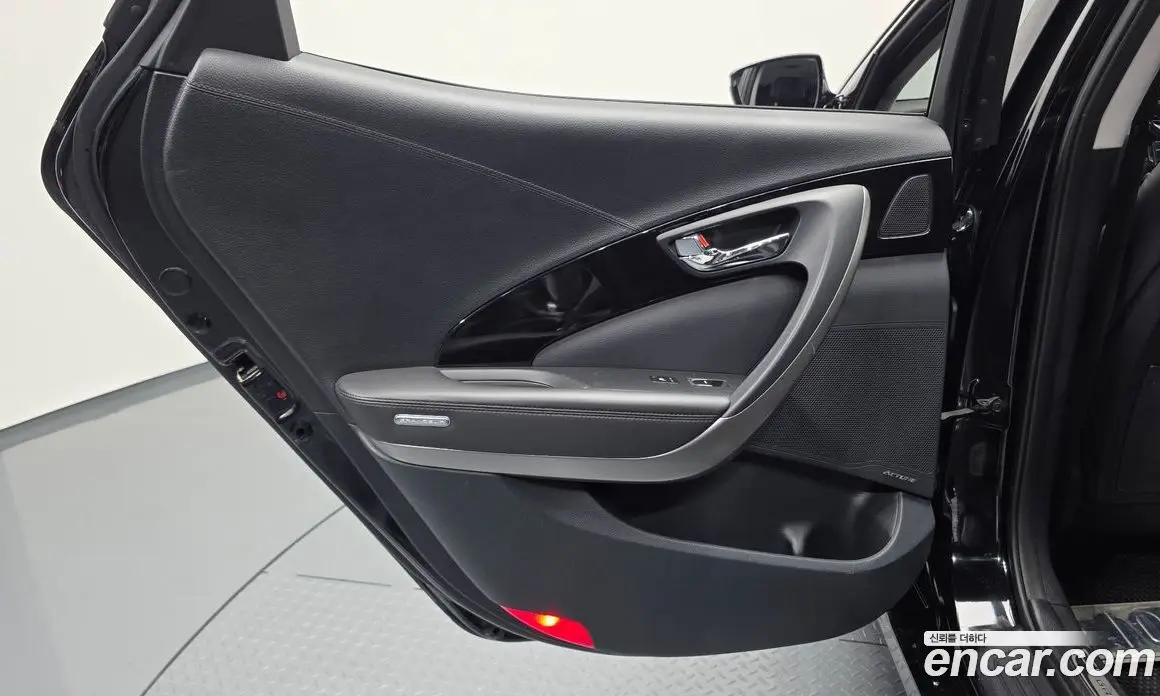 Hyundai Grandeur 2014 3.0 автомат (гидро), фото 15