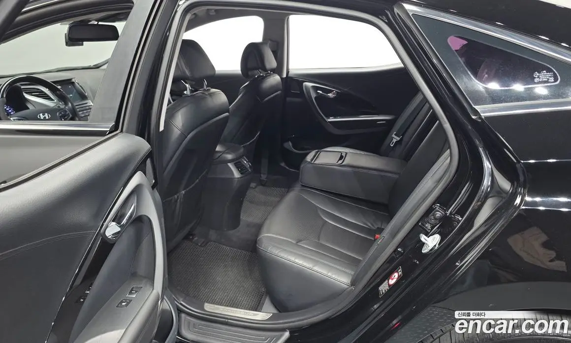 Hyundai Grandeur 2014 3.0 автомат (гидро), фото 18