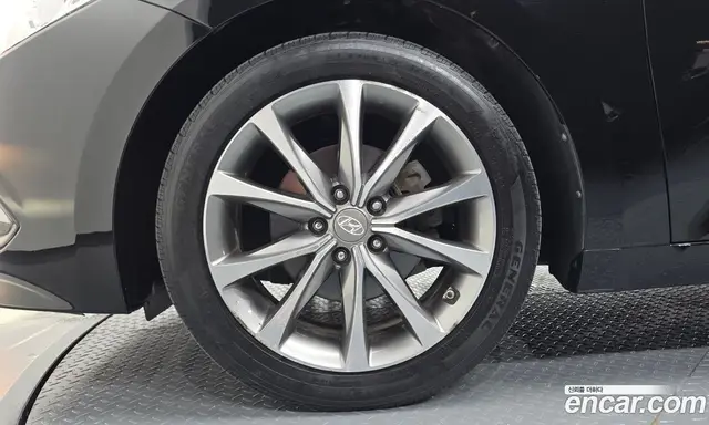Hyundai Grandeur 2014 3.0 автомат (гидро), миниатюра 5