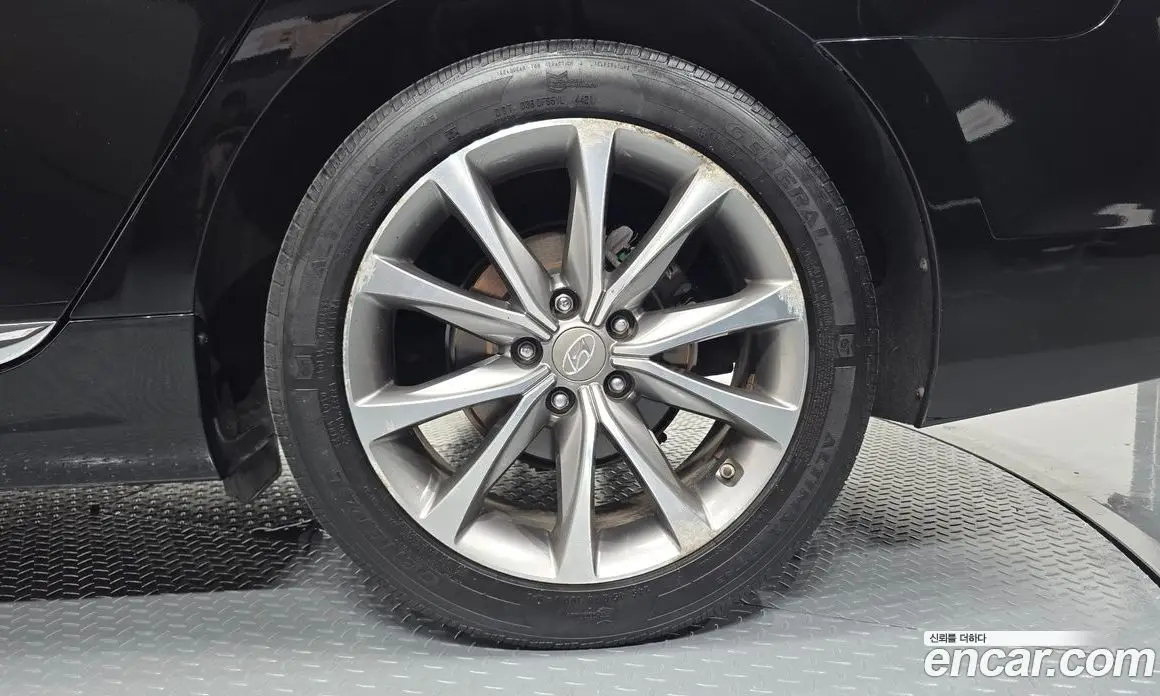 Hyundai Grandeur 2014 3.0 автомат (гидро), фото 7