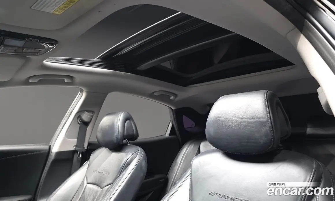 Hyundai Grandeur 2014 2.2 автомат (гидро), фото 17 Hyundai Grandeur 2014 2.2 автомат (гидро), фото 17