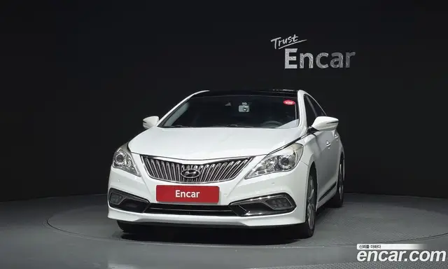 Hyundai Grandeur 2014 2.2 автомат (гидро), миниатюра 3 Hyundai Grandeur 2014 2.2 автомат (гидро), миниатюра 3