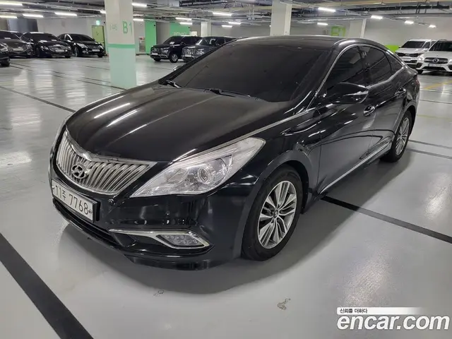 Hyundai Grandeur 2015 2.4 автомат (гидро), миниатюра 2