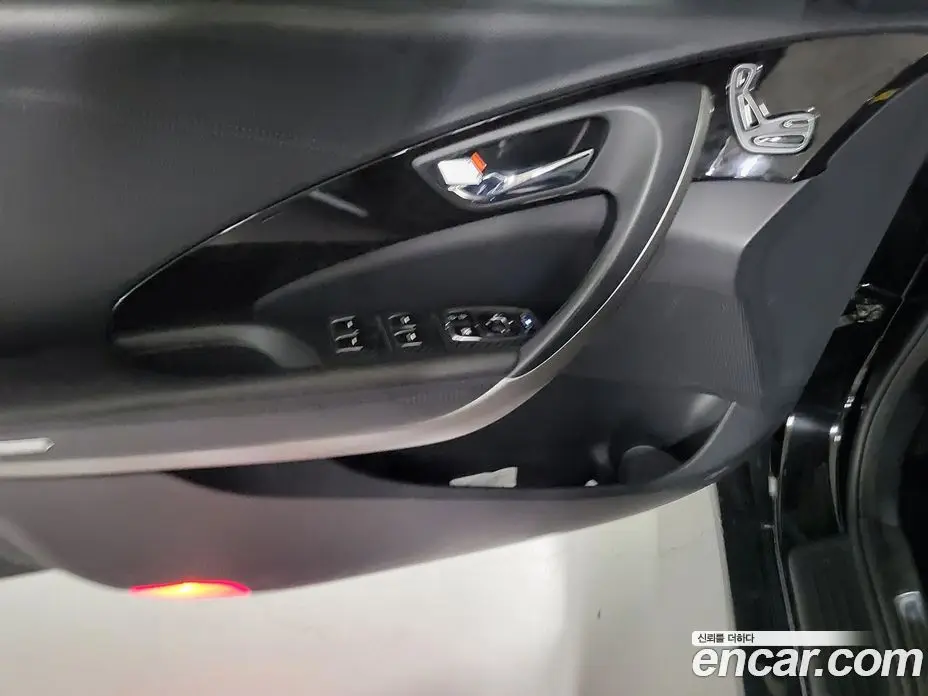 Hyundai Grandeur 2015 2.4 автомат (гидро), фото 12