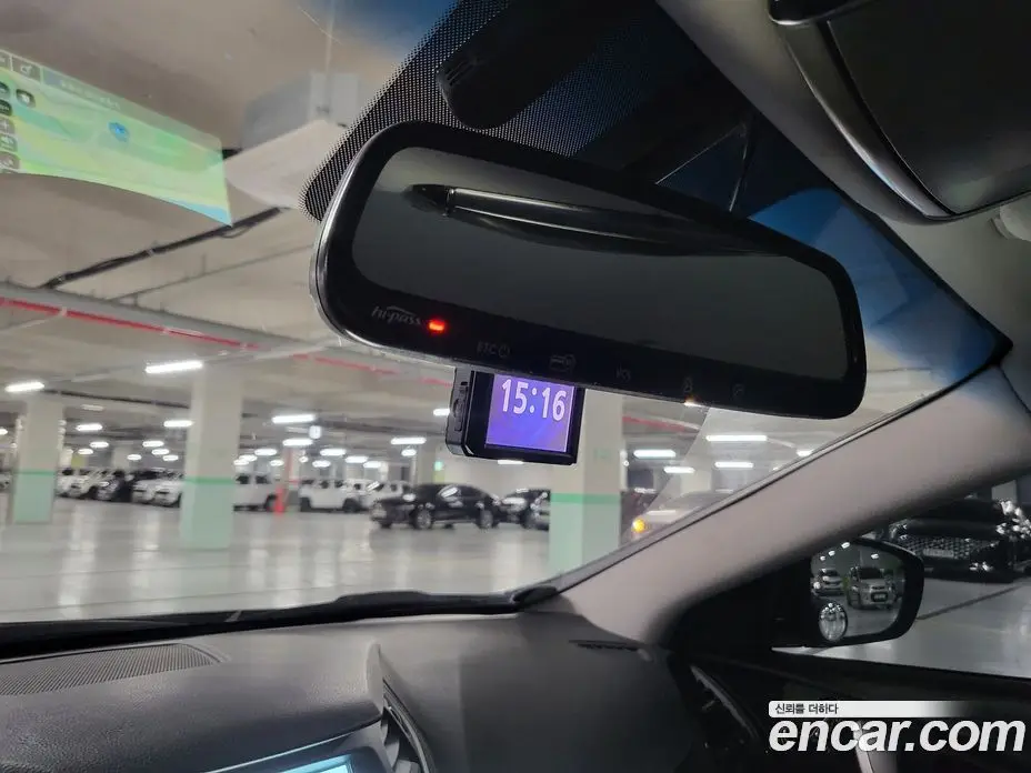 Hyundai Grandeur 2015 2.4 автомат (гидро), фото 14