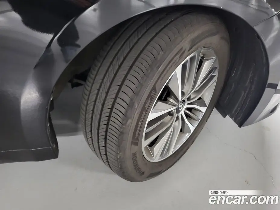 Hyundai Grandeur 2015 2.4 автомат (гидро), фото 18