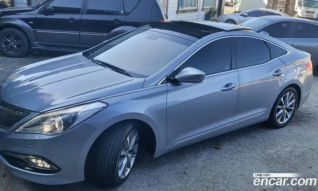 Hyundai Grandeur 2015 2.4 автомат (гидро), миниатюра 2