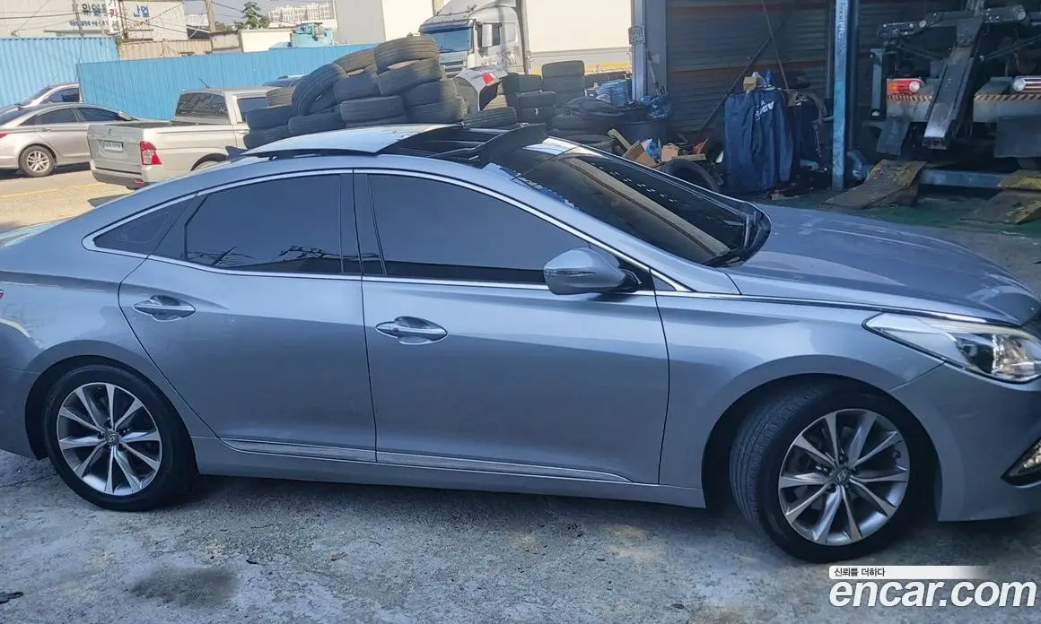 Hyundai Grandeur 2015 2.4 автомат (гидро), фото 19