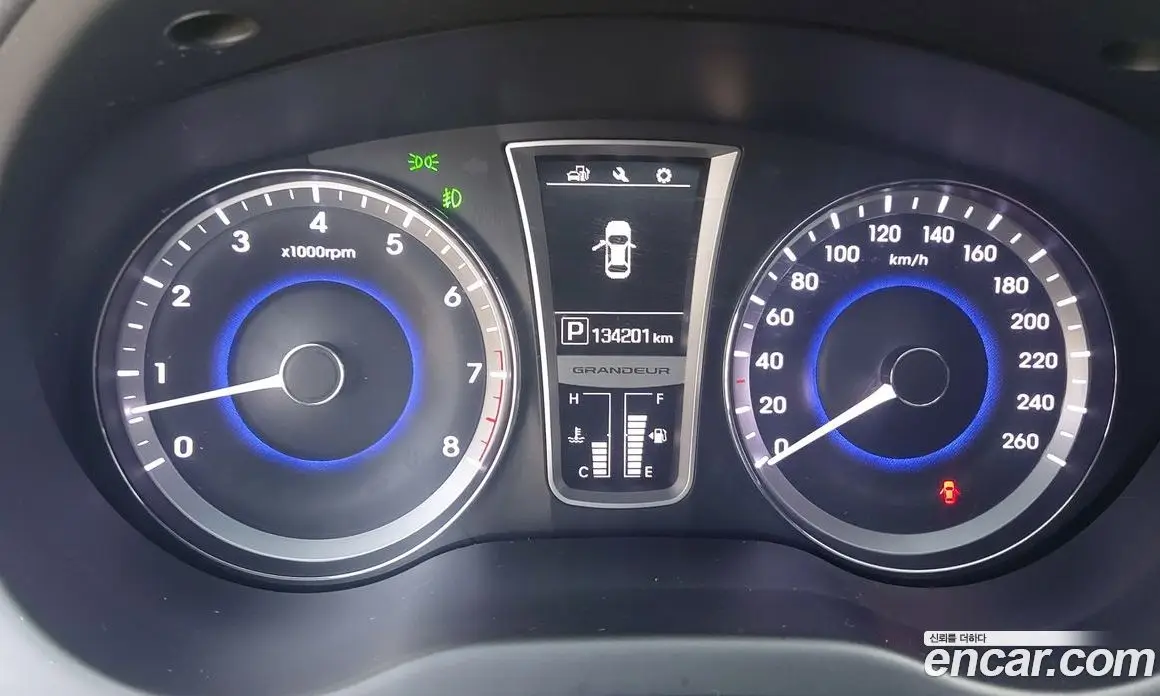 Hyundai Grandeur 2015 2.4 автомат (гидро), фото 7