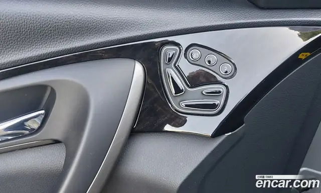 Hyundai Grandeur 2015 2.4 автомат (гидро), миниатюра 9