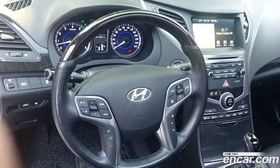 Hyundai Grandeur 2015 2.4 автомат (гидро), фото 10