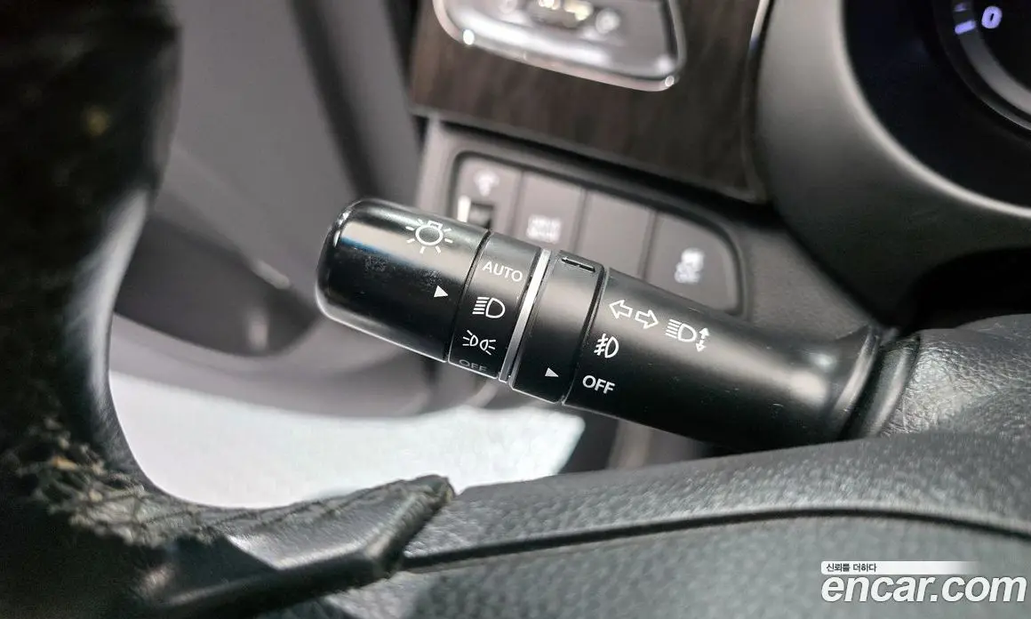 Hyundai Grandeur 2016 2.4 автомат (гидро), фото 16