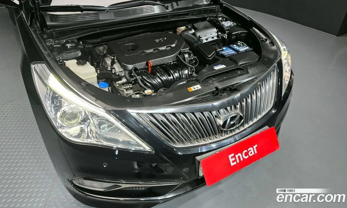 Hyundai Grandeur 2016 2.4 автомат (гидро), фото 6